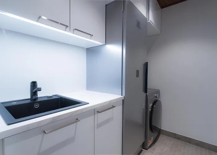 Arctic Echo D19 Ski-in Ski-out By Aavalevi